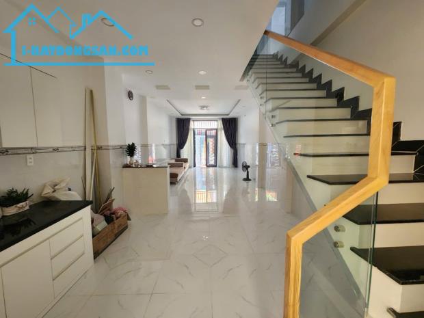 Nhà mới 2 tầng 66m2 hẻm xe hơi 6m 200m ra Huỳnh Tấn Phát Thị Trấn Nhà Bè chỉ 4.95 tỷ - 1