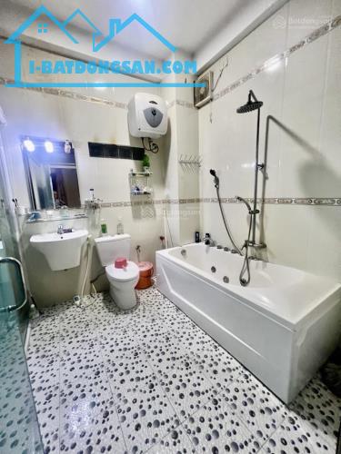 Nhà 4 tầng, 130m2, ngay Nguyễn Duy Trinh, ngang hiếm 7m, nhỉnh 8 tỷ - 2