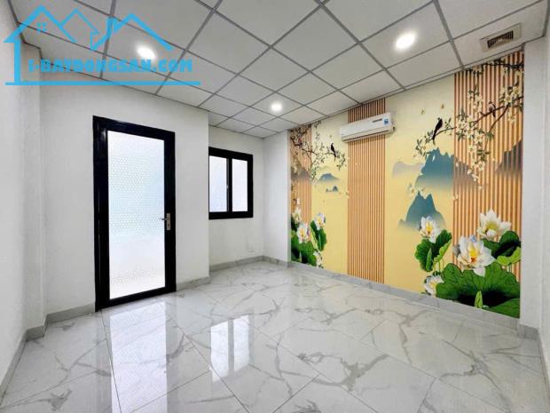 HẺM ĐẸP XE HƠI - LÊ ĐÌNH CẨN - 2 TẦNG MỚI ĐẸP 40M2 - SỔ ĐẸP NỞ HẬU HOÀN CÔNG ĐỦ - GIÁ 3.65 - 2