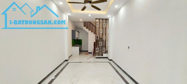 Nhà sát chợ Ngọc Trục – tiện ích ngập tràn 30/32m2 giá hấp dẫn - 1