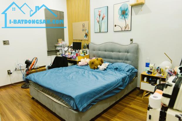Nhà mặt tiền Lê Đại - gần trường Ngoại Ngữ - 3 tầng - sổ đầy đủ