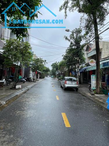 Nhà mặt tiền Lê Đại - gần trường Ngoại Ngữ - 3 tầng - sổ đầy đủ - 5