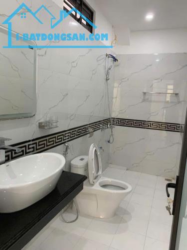 Cần bán gấp nhà Đê La Thành 5 tầng thang máy ngõ thông, Diện tích 39m giá 8.5 tỷ - 3