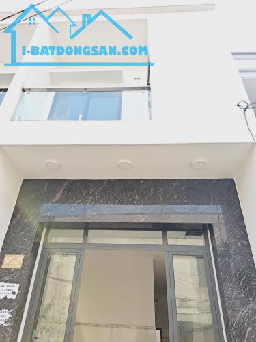 Bán nhà 72m², 4PN, 2WC, Bình Trị Đông B, Bình Tân, 4.7 tỷ