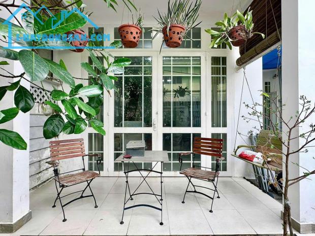 HẺM XE HƠI THÔNG - HBP - 140M2 - NHỈNH 7 TỶ TLCC - 4