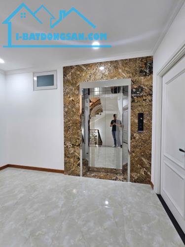 Biệt thự đẳng cấp, hẻm 8m đường Trịnh Đình Trọng, 156m2, 5 lầu, có thang máy nhỉnh 22 tỷ - 3
