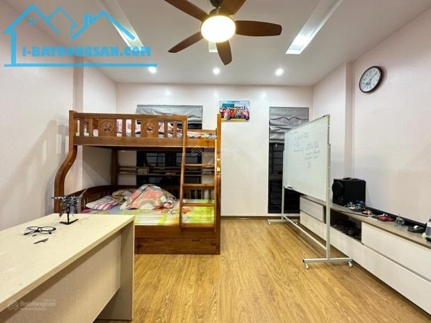 Siêu đẹp nhà Kim Giang - ô tô - kinh doanh - ngõ thông - 45m2 giá 7 tỷ - 4