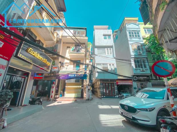 Nhà lô góc, ô tô tránh Tây Sơn – ĐĐ, DT 66m, mặt tiền 4.5m, giá nhỉnh 18 tỷ