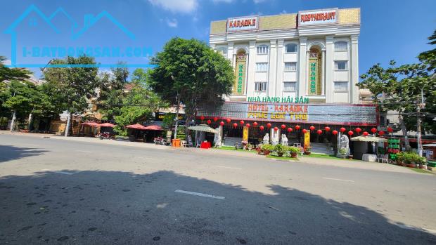 Bán nhà Mặt Tiền đường Vành Đai Trong -84m² 5 TẦNG 5PN - đường hiếm có nhà bán