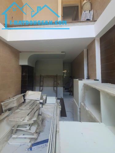 Bán nhà mặt tiền kinh doanh – Đường 12m có lề – 4 tầng mới xây – Dọn vào kinh doanh ngay