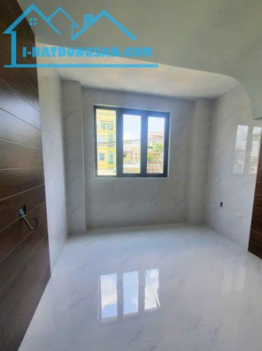 Bán nhà mặt tiền kinh doanh – Đường 12m có lề – 4 tầng mới xây – Dọn vào kinh doanh ngay - 1