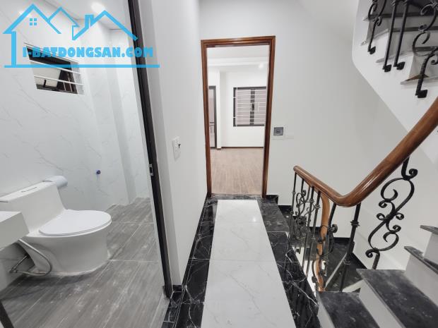 Bán nhà phố Vĩnh Hưng Hoàng Mai Dt 45m x 5 tầng Xây Mới lô góc 20m ra mặt phố vf3 vào nhà - 3