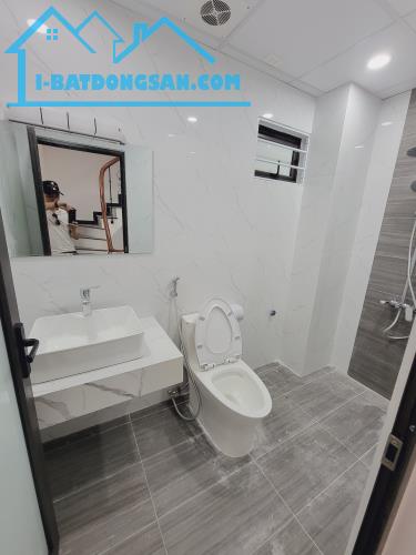 Bán nhà phố Vĩnh Hưng Hoàng Mai Dt 45m x 5 tầng Xây Mới lô góc 20m ra mặt phố vf3 vào nhà