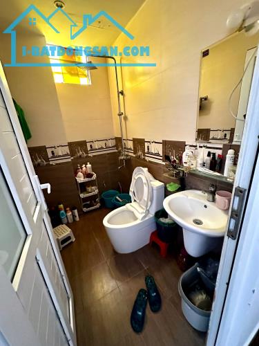 Bán nhà phố Thanh Am 57m2x3T, ngõ rộng thoáng ba gác, giá 6.3 tỷ - 2