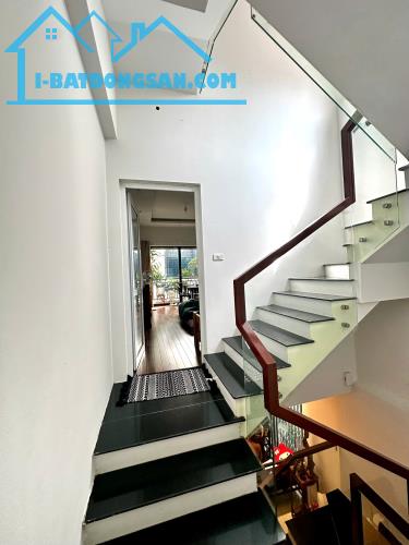 Bán nhà phố Thanh Am 57m2x3T, ngõ rộng thoáng ba gác, giá 6.3 tỷ - 1