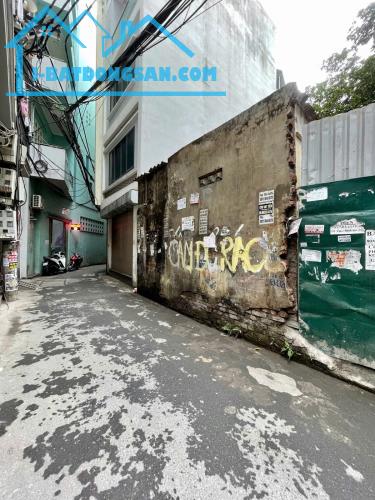 Bán gấp nhà C4 Ba ĐÌnh ngõ ba gác, không quy hoạch DT71m2 MT5m giá 7.1 tỷ - 2