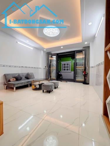 HẺM 4M THÔNG NGAY LÊ VĂN QUỚI - TRƯƠNG PHƯỚC PHAN, 32M2, 2 TẦNG GIÁ 3.4 TỶ - 1