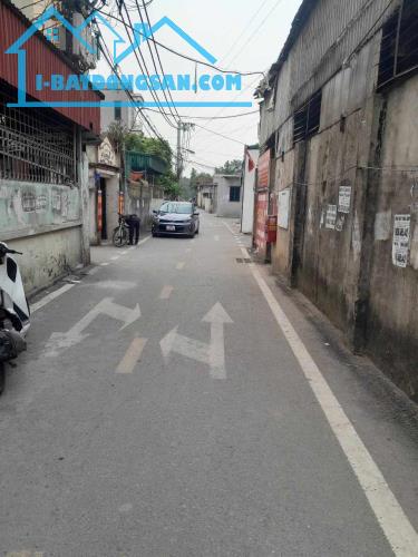 Bán nhà vị trí đẹp nhất long biên -đối diện Aeon - 1