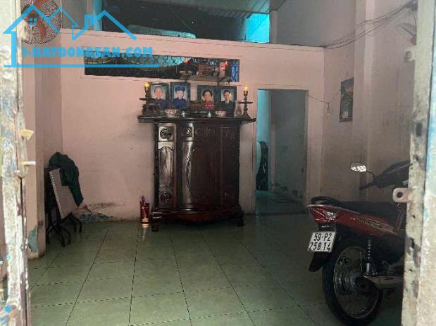 Bán nhà  hẻm Năm Châu,p.12, quận Tân Bình,TP.HCM