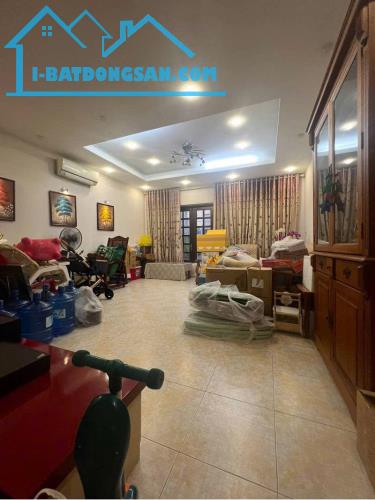 Bán Nhà 4 Lầu Mái Thái, 100m2(5x20), Ngay Chợ Phạm Văn Bạch, HXT Thông Có Gara Chỉ 13 Tỷ