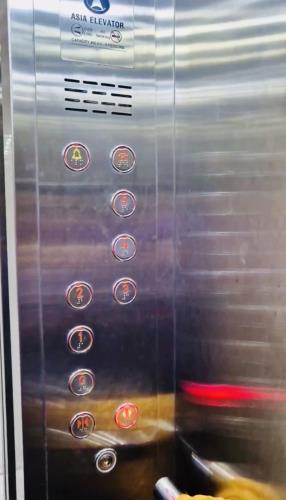 MẶT TIỀN KINH DOANH GẦN CHỢ TÂN HƯƠNG - TÂN PHÚ - 80M2 - 5 TẦNG - THANG MÁY
