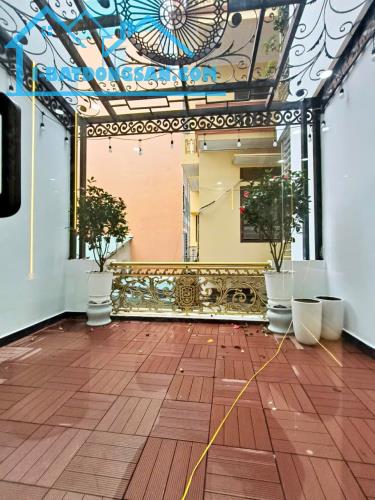 BÁN NHÀ PHÂN LÔ HAI BÀ TRƯNG, Ô TÔ VÀO NHÀ, KINH DOANH, THANG MÁY, 75M2 GÍA 17.X TỶ