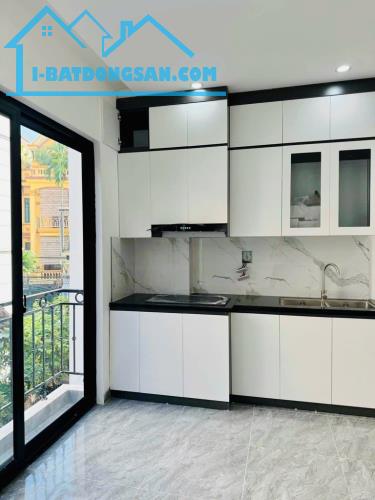 Nhà mới siêu đẹp Hoàng hoa thám Thang Máy,  41m2, 5T, MT:  4.5m Chỉ  8 9.1 tỷ - 1