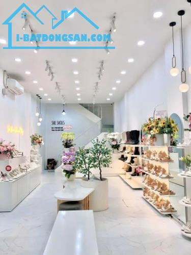 Gò Vấp ! Sang nhượng MẶT BẰNG KINH DOANH shop GIÀY DÉP do chuyển địa điểm, Tel : - 2