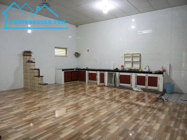 Nhà mặt tiền thành phố Bến Tre ngang 12, sảnh trước làm kinh doanh, 2PN, 2WC và gác - 1