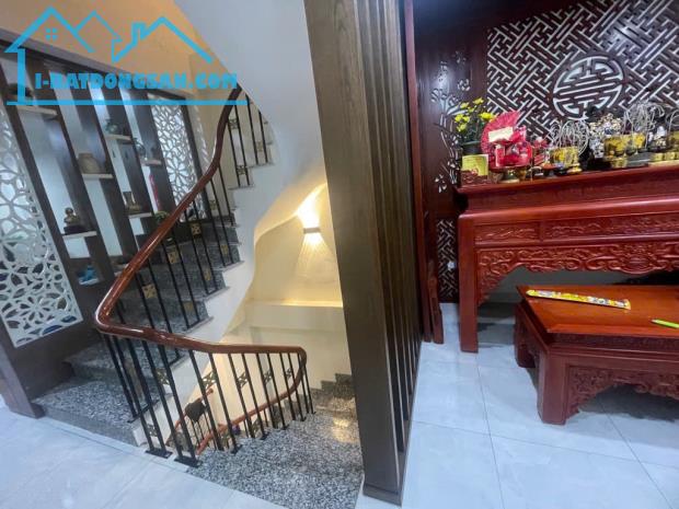 BÁN NHÀ BỒ ĐỀ 50M2* 5 TẦNG* 9.5 TỶ, HIẾM LÔ GÓC, CÁCH 1 NHÀ RA MẶT PHỐ. - 3