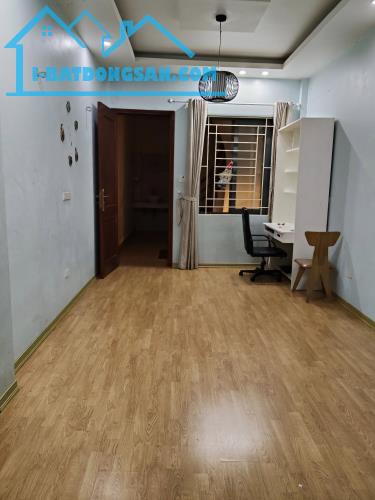 BÁN NHÀ KHƯƠNG THƯỢNG ĐỐNG ĐA 40m 5T Mt 3.5m GIÁ 8 TỶ NGÕ THÔNG 20M RA PHỐ KINH DOANH. - 2