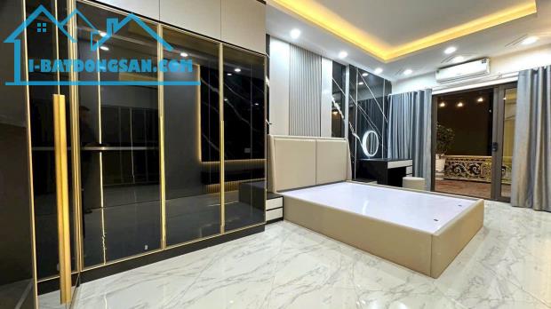 Phân lô HBT gara ô tô 5 tầng thang máy Phố 8/3, Dt 79m, mặt tiền 4.5m, giá 16.8 tỷ - 3