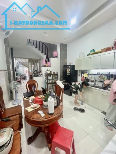 Bán nhà quận 6 - Hẻm xe hơi ngủ nhà 4 tầng - Tiện kinh doanh đủ ngành nghề  9.5 T - 3