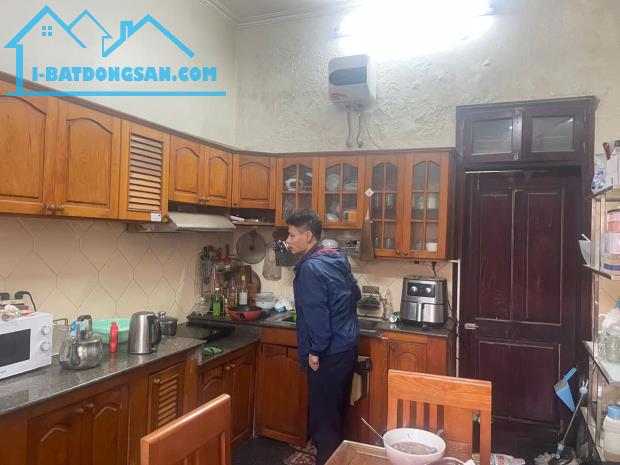 BÁN! Nhà Biệt Thự An Dương Vương, Tây Hồ 183M2 x 3T, MT 12m, 27.5 tỷ.Ô tô Tránh, 3 Thoáng - 3