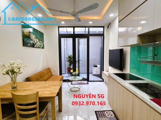 CHỈ 3x TỶ - 2 TẦNG FULL NỘI THẤT, DTSD 48 M2, NGANG CHUẨN 4M, XVNT, NGAY NGÃ TƯ HÀNG XANH. - 1