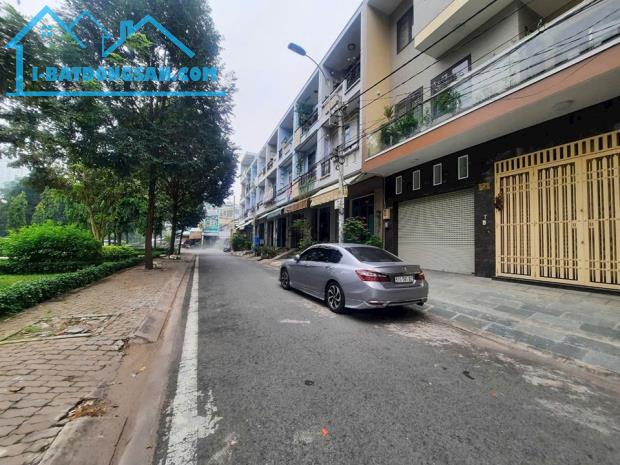 5x17M 6 TẦNG MẶT TIỀN KHU BÌNH PHÚ Q6 - 1