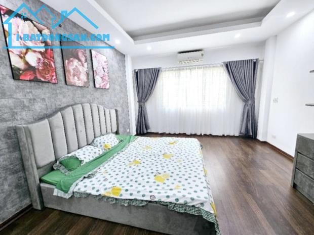 🏠 Lĩnh Nam -Hoàng Mai 33 m²x5 tầng SĐCC Tiện ích Bạt Ngàn Zá 5 tỷ - 3