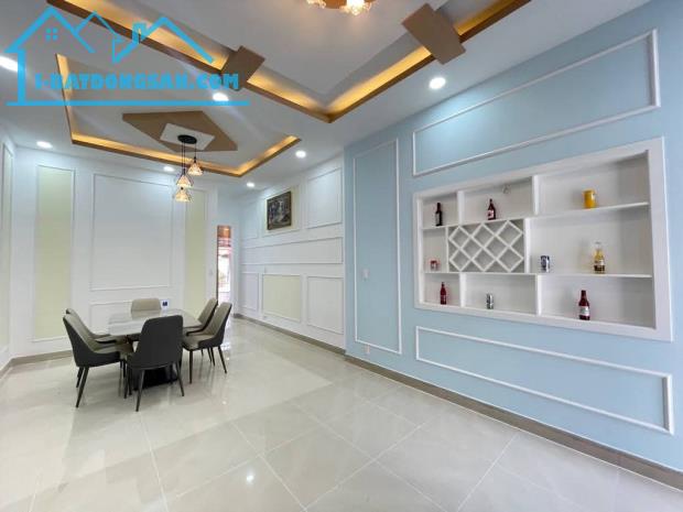 🔥🔥🏡 Bán nhà mặt tiền thạnh Xuân 21 quận 12 quá đẹp 👍👍  Diện tích 76m (4x19) giá 7.5tỷ