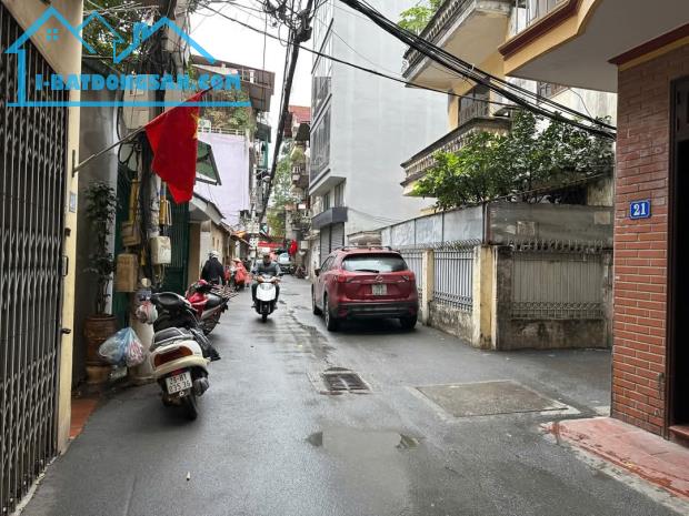 BÁN NHÀ: TRẦN PHÚ - HÀ ĐÔNG.                                   +DT:50M2 X 4T X 4M.MT. - 2