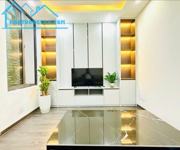 🎇🎆 🏠SIÊU HIẾM🎇 - ĐẠI TỪ - HOÀNG MAI - 35m2 -5 TẦNG - MT3.5M - NGÕ RỘNG THOÁNG - GẦN KĐ - 3