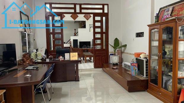 BÁN NHÀ 2 TẦNG, 160M2, MT 5,2M, TẶNG NỘI THẤT GIÁ TỐT TẠI HUỲNH VĂN LŨY, P.PHÚ LỢI - 1