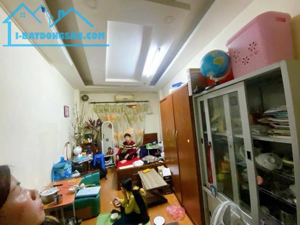 Mặt phố Bùi Xương Trạch 5 tầng giá 4,5tỷ bán gấp - 3
