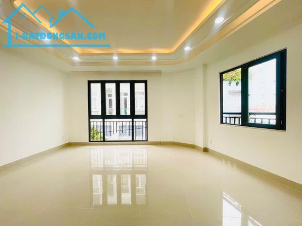 Nhà 4 tầng xây mới, 40m2, 4PN HXH đường Hoàng Hoa Thám - 2