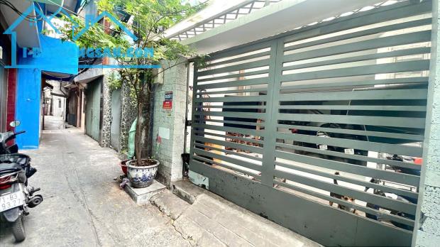 Bán nhà Phường 3, Tân Bình Phạm Văn Hai ngang 9m dài 9m 5 tầng HC đủ