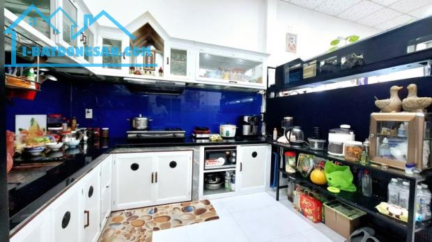 ♪ Nhà kiệt Ô tô Đà Sơn thông Hoàng Văn Thái, 75m2, C4 sạch, 1.98 tỷ - 1