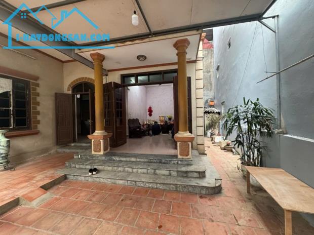 AN DƯƠNG VƯƠNG - BÁN ĐẤT TẶNG BIỆT THỰ  - MẶT TIỀN RỘNG PHÂN LÔ HOẶC XÂY CCMN - GẦN OTO - 3