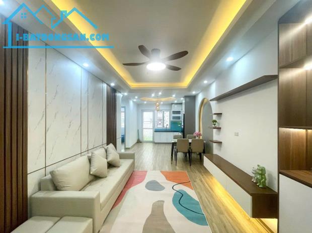 Cần bán gấp căn hộ 72m2, chung cư Thanh Hà Mường Thanh, full nội thất hơn 2 tỷ.