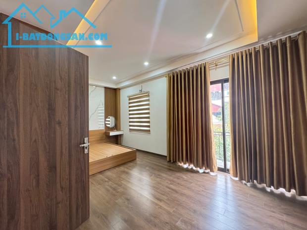 Bán nhà Hoàng Như Tiếp,Long Biên 6 tầng,45m,mt6m full nội thất chỉ 9 tỷ - 5