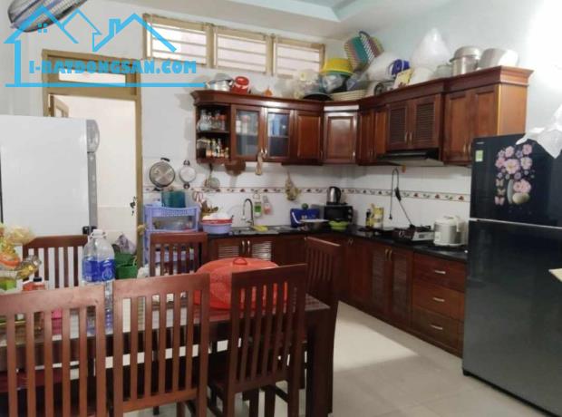 CẦN BÁN NHÀ BÌNH TÂN – ĐƯỜNG NHỰA 6M THÔNG - 64M2 (4 X 16) - 3 TẦNG BTCT GIÁ CHỈ 5,25 TỶ T - 2