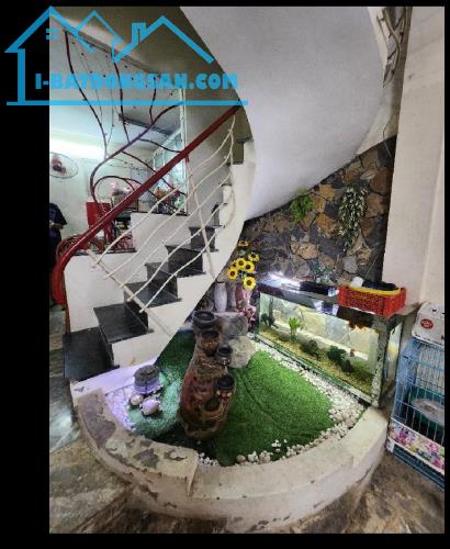 Bán Nhà Hoàng Văn Thái 51M x 3 Tầng, MT: 5M Chỉ 6,8 Tỷ. Phân lô, 30m ra ô tô tránh. - 2